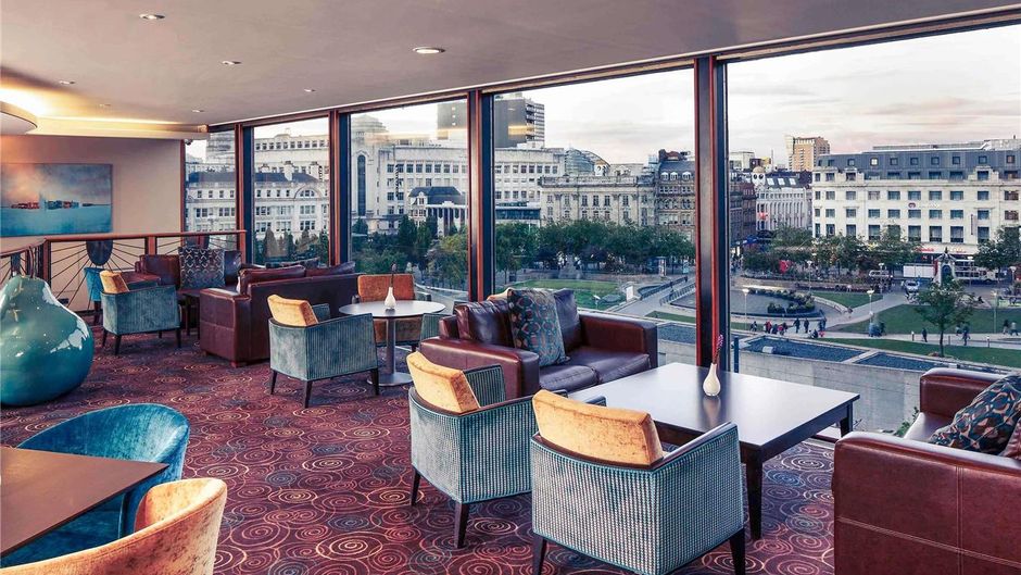 Mercure Manchester Piccadilly Hotel Exterior