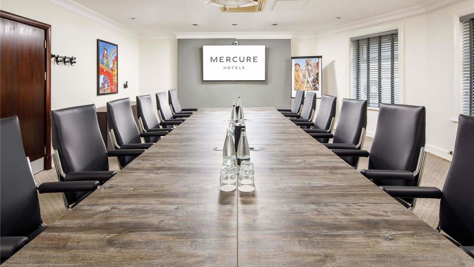 Mercure Chester Abbots Well Hotel Meeting