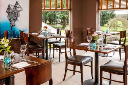 Mercure Chester Abbots Well Hotel