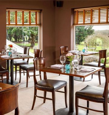 Mercure Chester Abbots Well Hotel