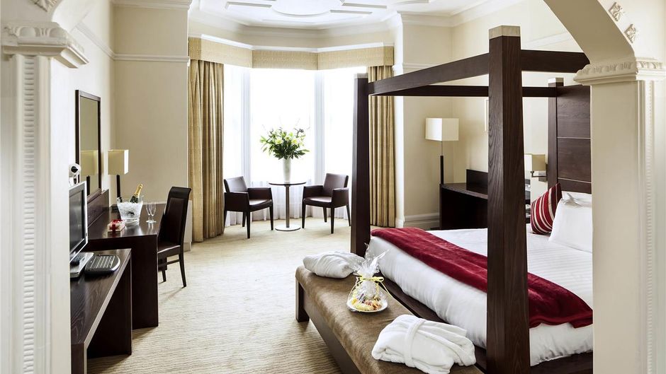 Mercure Hull Grange Park Hotel Room