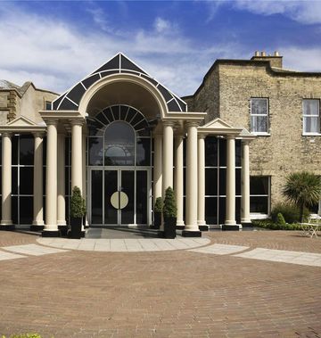 Mercure York Fairfield Manor Hotel