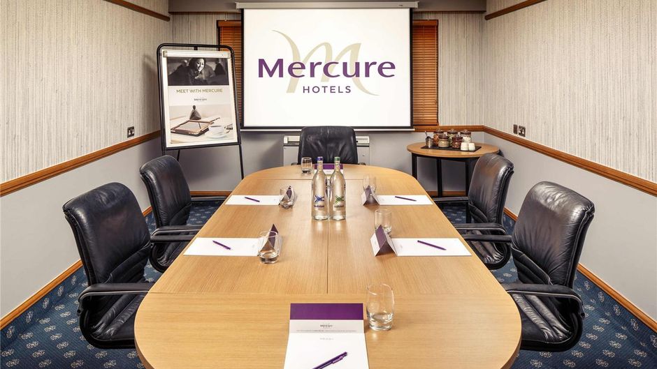 Mercure Livingston Hotel Meeting
