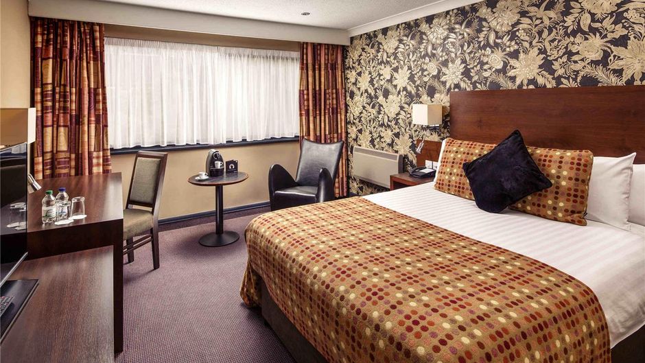 Mercure Livingston Hotel Room