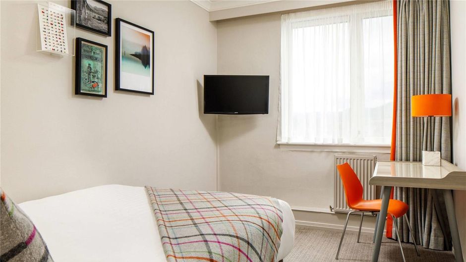 Mercure Inverness Hotel Room