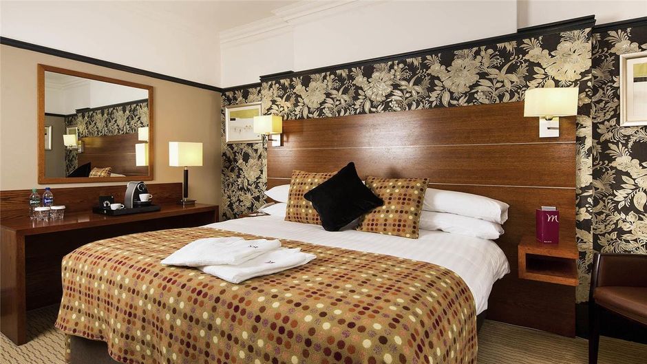 Mercure Maidstone Hotel Room