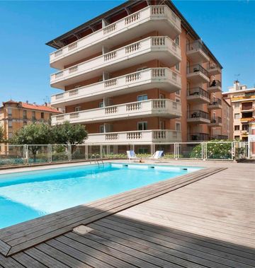 Adagio Access Nice Magnan
