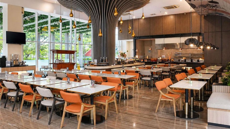 Mercure Serpong Alam Sutera Restaurant