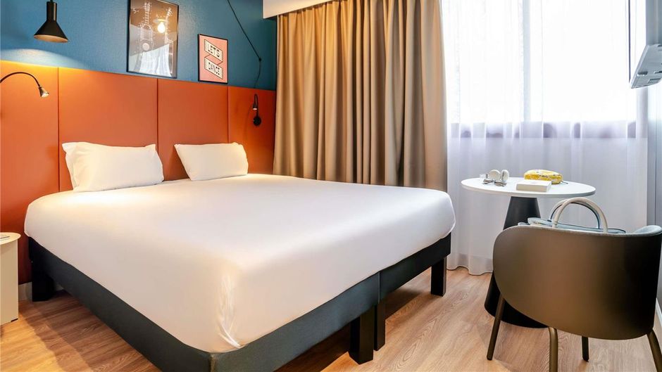 Ibis Bordeaux St Emilion Hotel Room