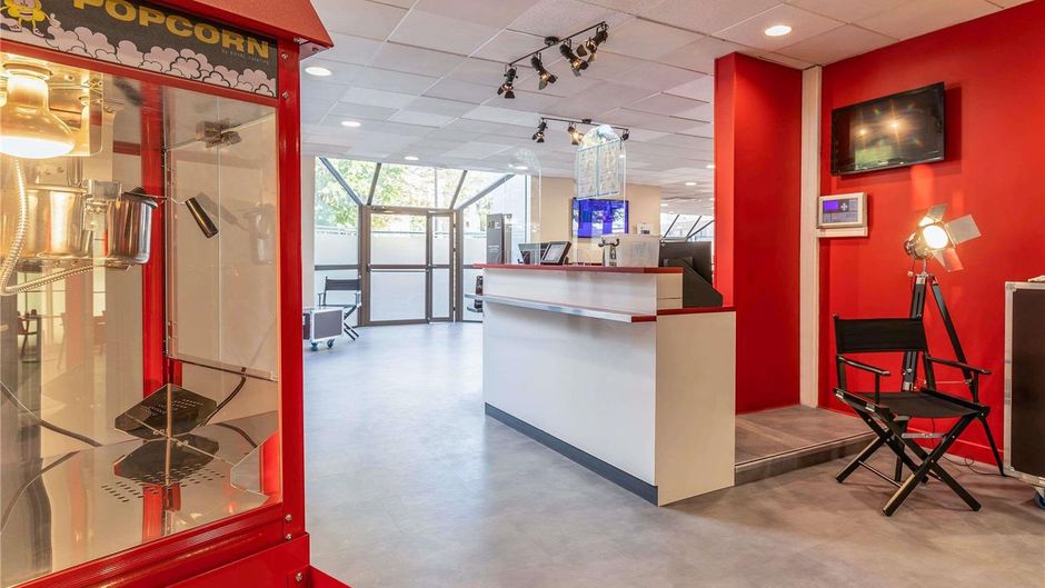 Ibis Styles Paris Saint Denis Plaine Exterior