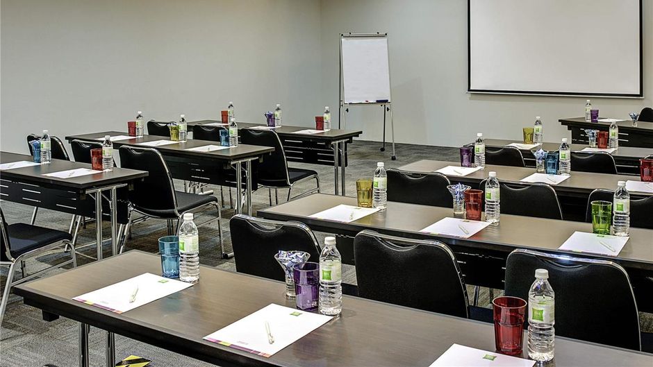 Ibis Styles KL Fraser Business Meeting