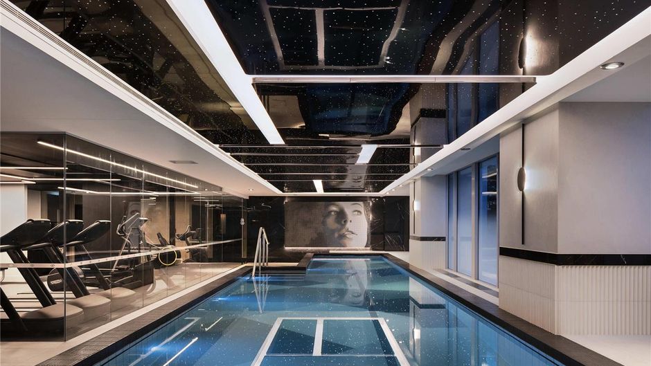 Sofitel Auckland Viaduct Harbour Pool