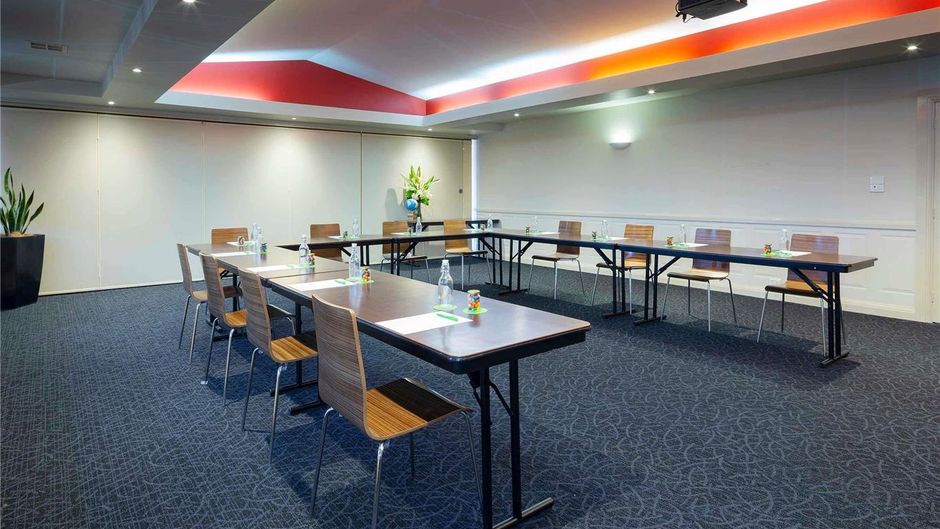 Ibis Styles Canberra Meeting