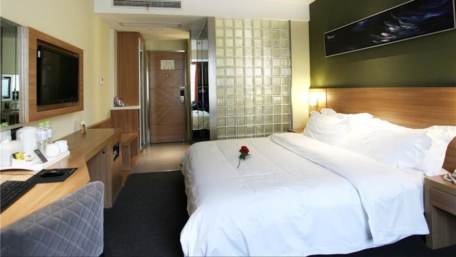 Ibis Yangzhou Wen Chang Attic Room