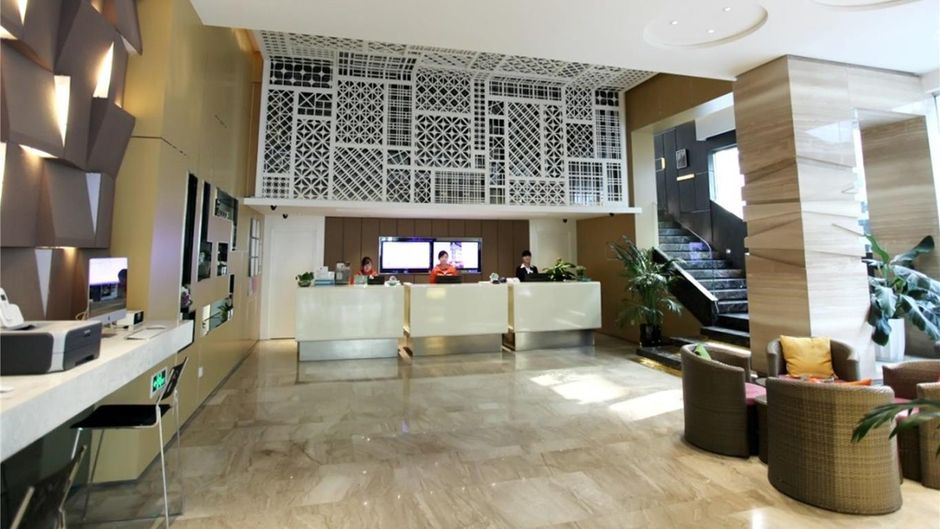 Ibis Yangzhou Wen Chang Attic Exterior