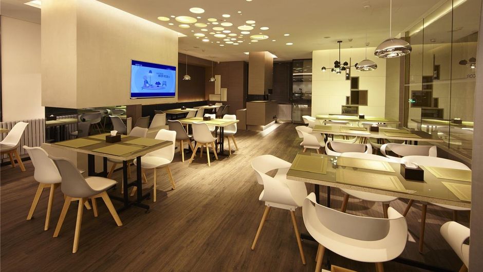 Ibis Yangzhou Wen Chang Attic Restaurant