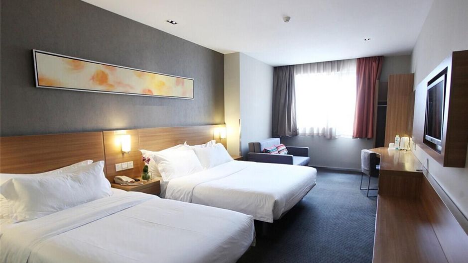 Ibis Yangzhou Wen Chang Attic Room
