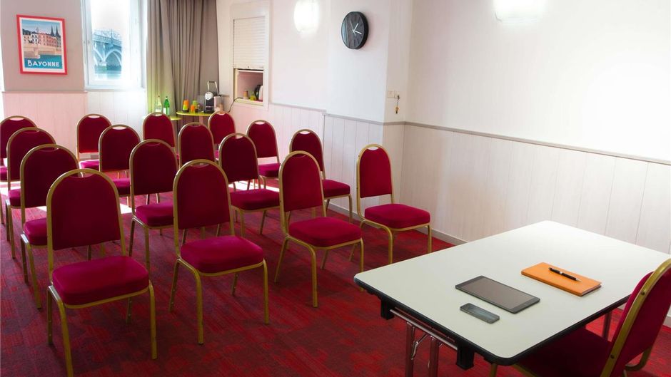 Ibis Styles Bayonne Gare Centre Meeting