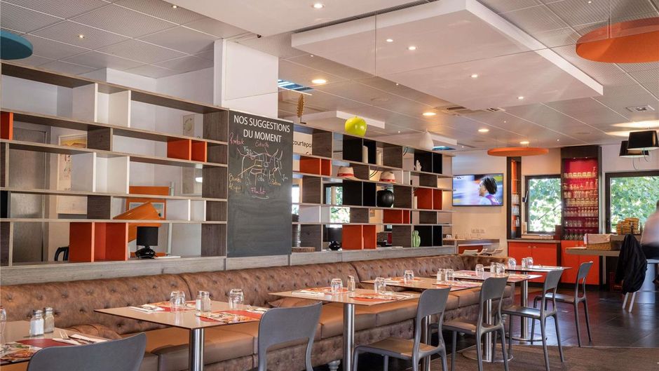 Ibis Styles Valence Romans TGV Exterior