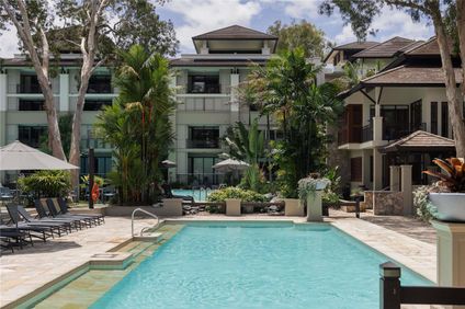 Pullman Palm Cove Sea Temple Resort/Spa