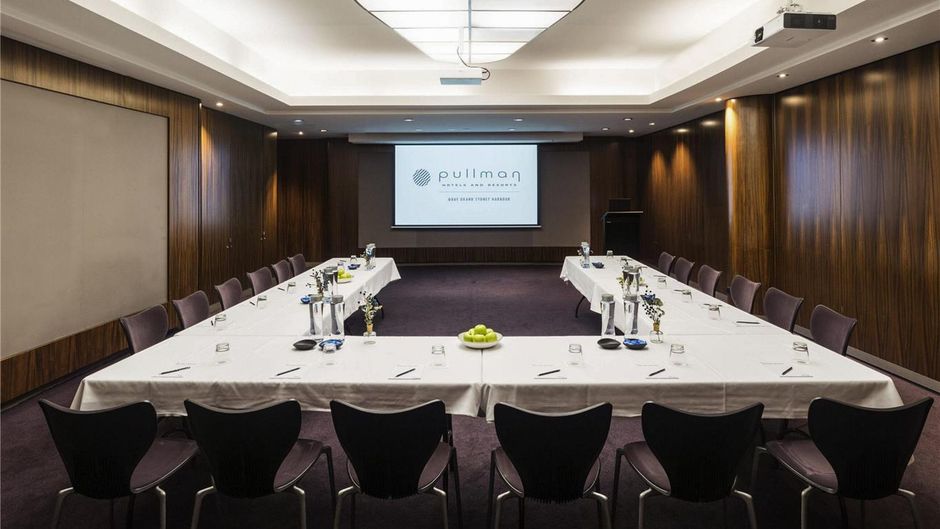 Pullman Quay Grand Sydney Harbour Meeting