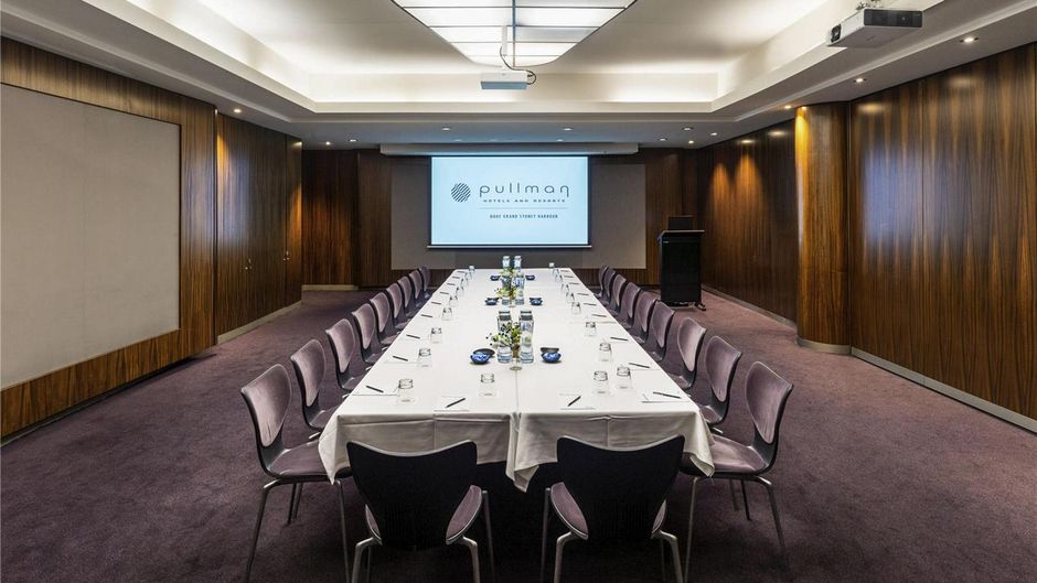 Pullman Quay Grand Sydney Harbour Meeting