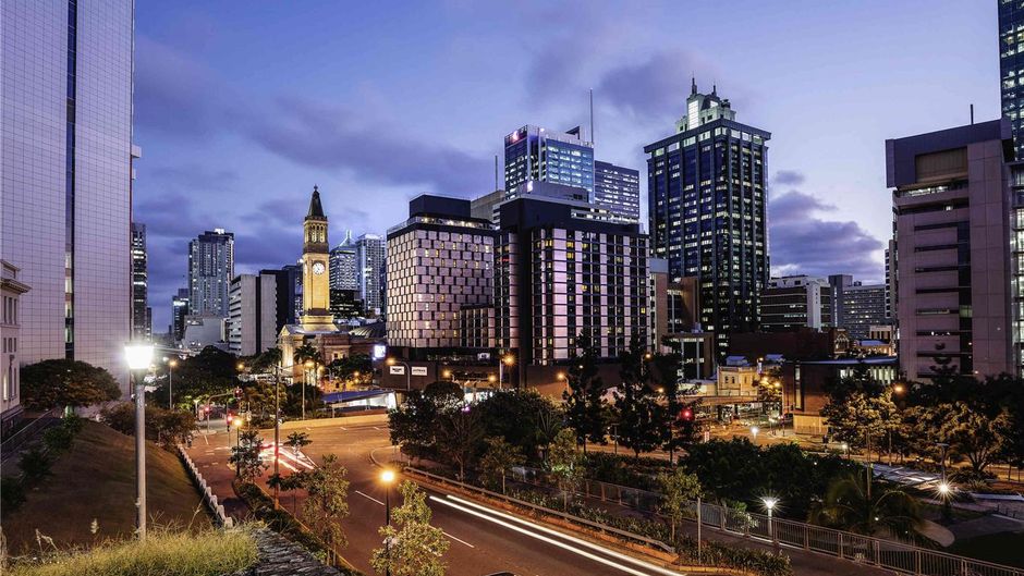Mercure Brisbane King George Square Exterior
