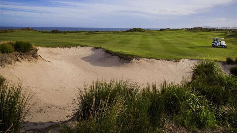 Pullman Magenta Shores Resort Golf