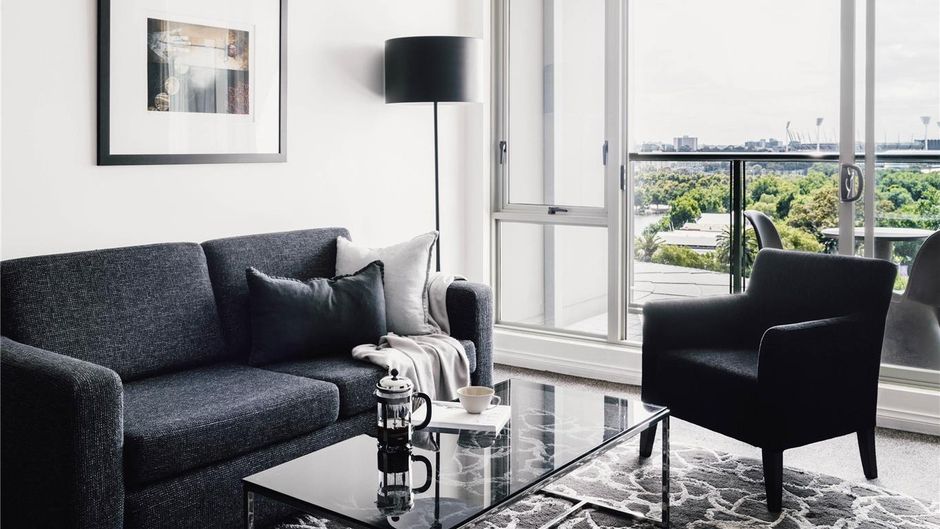 Quay West Suites Melbourne Room
