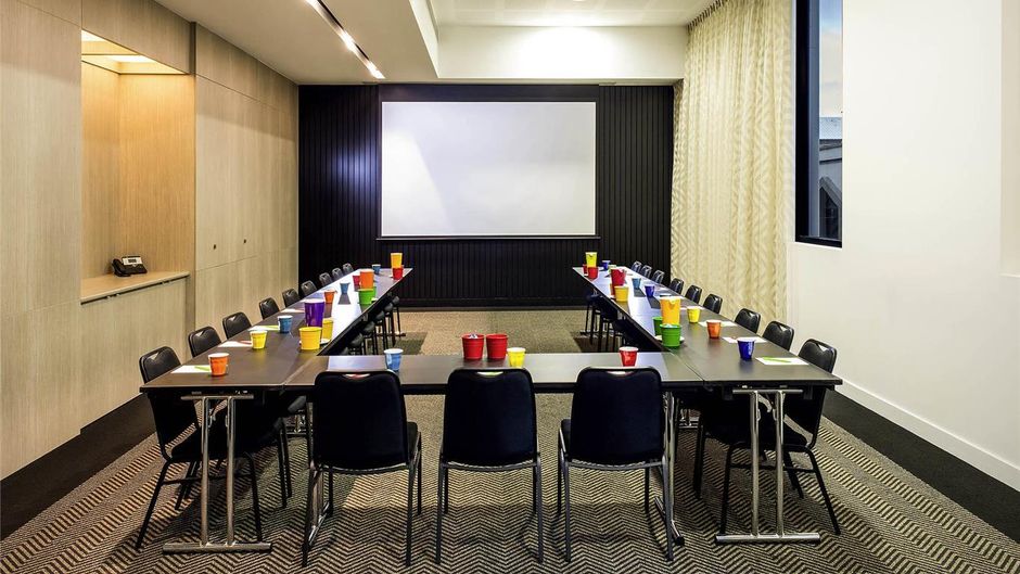 Ibis Adelaide Meeting