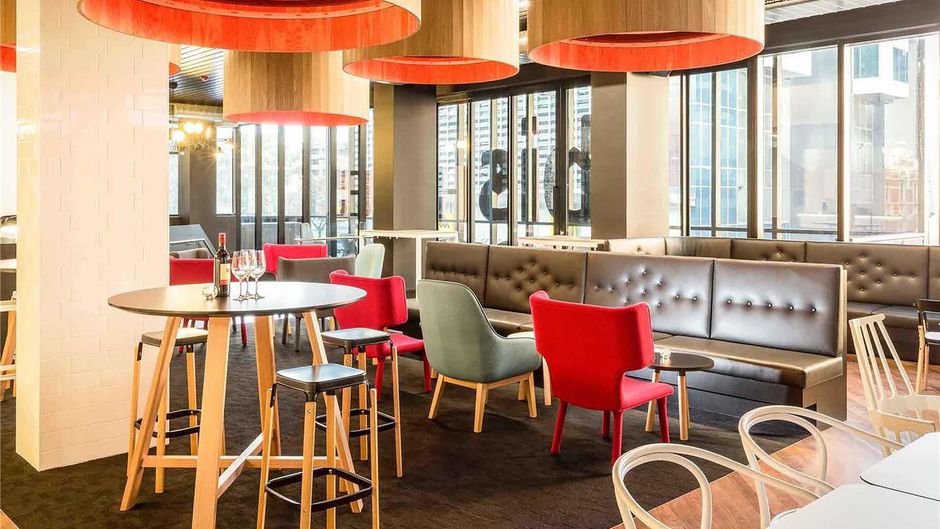 Ibis Adelaide Exterior