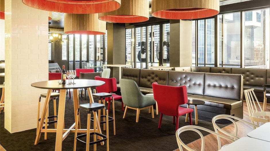 Ibis Adelaide Exterior