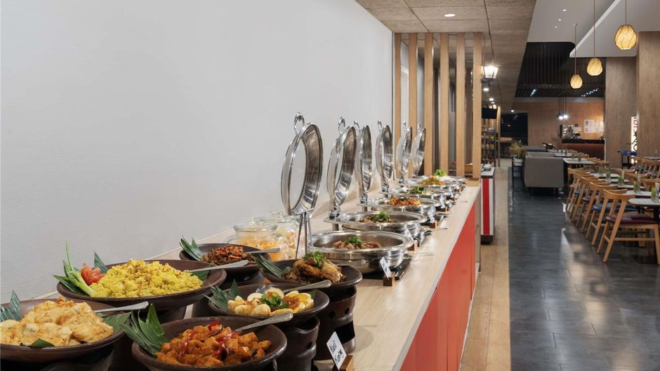Ibis Gading Serpong Restaurant