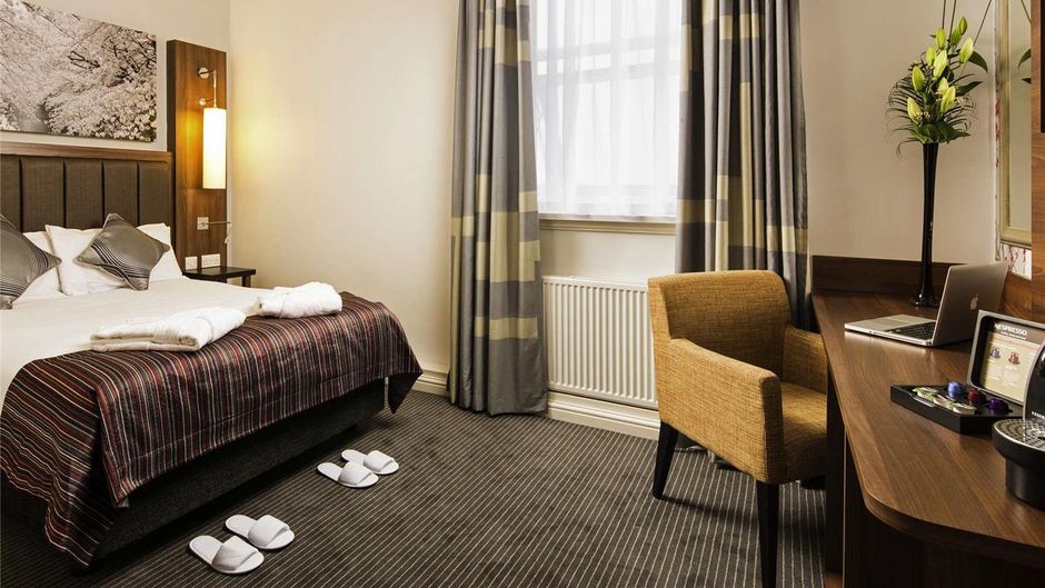 Mercure Darlington Kings Hotel Room