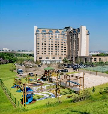 Pullman SP Guarulhos Airport Hotel