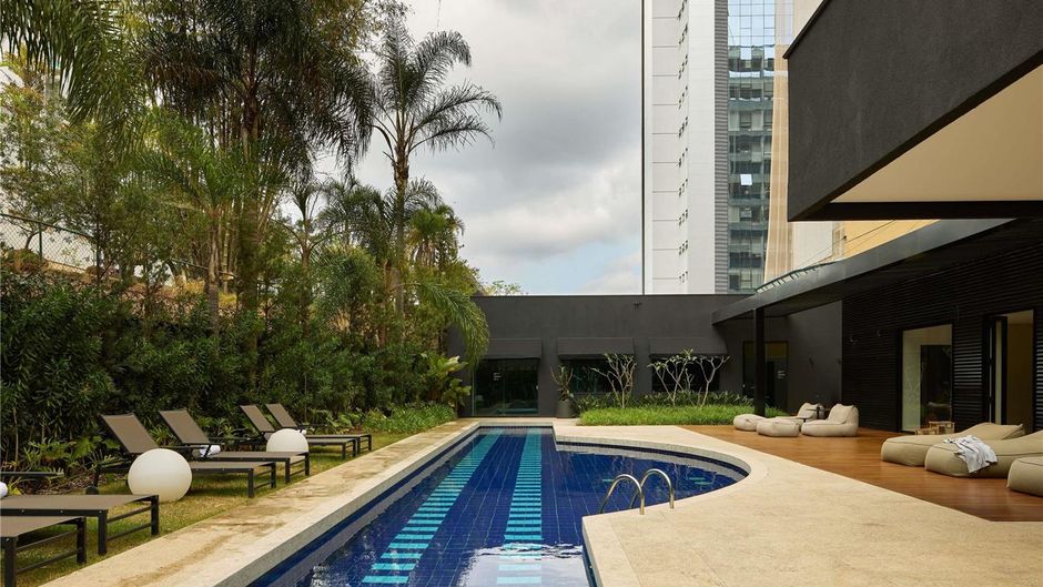 Caesar Business Belo Horizonte Belvedere Pool