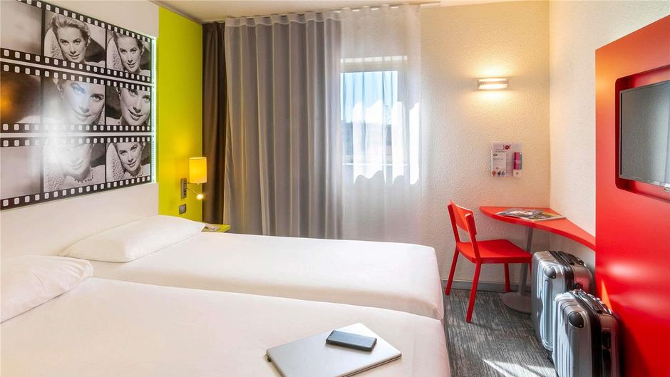 Ibis Styles Cannes le Cannet Exterior