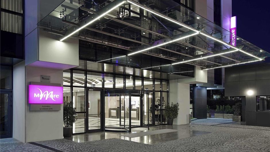 Mercure Istanbul Altunizade Exterior
