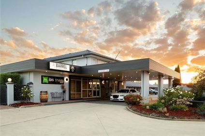 Ibis Styles Orange