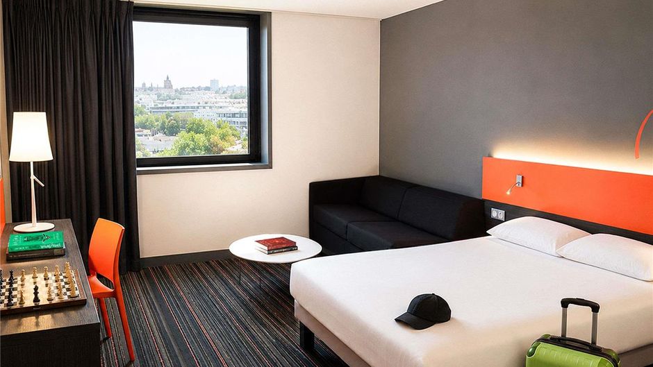 Ibis Styles Caen Rives de Orne Room