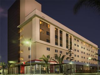 Ibis Porto Alegre Assis Brasil