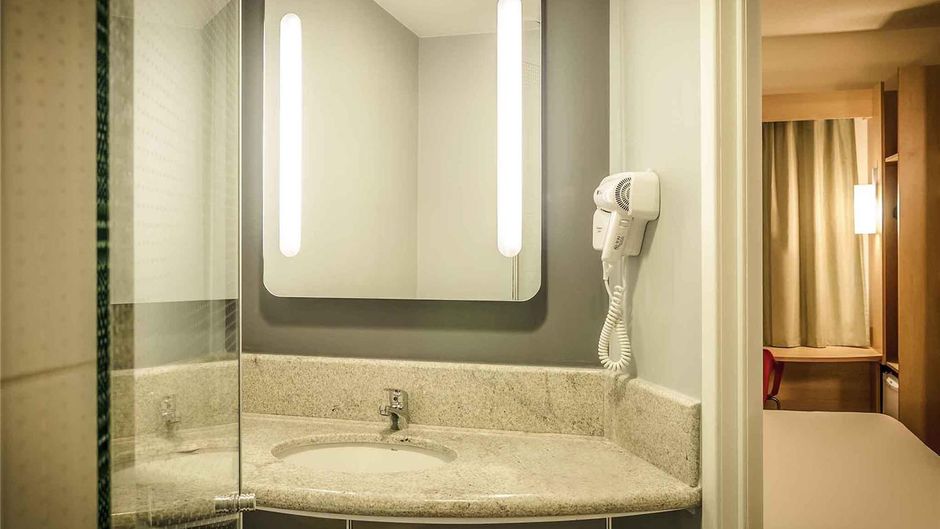 Ibis Porto Alegre Assis Brasil Room