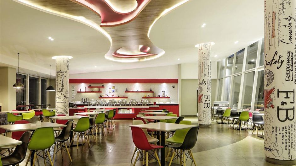 Ibis Padang Restaurant