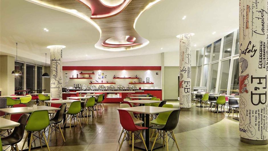 Ibis Padang Restaurant