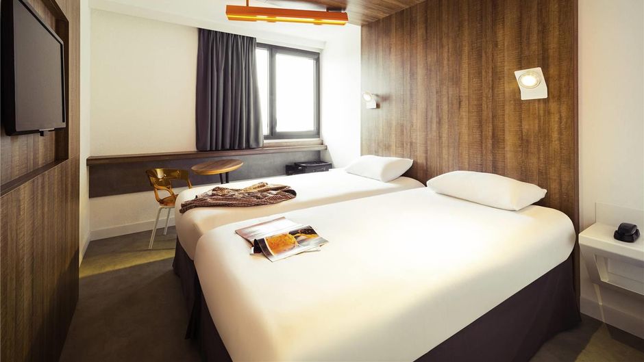 Ibis Styles Niort Poitou Charentes Room