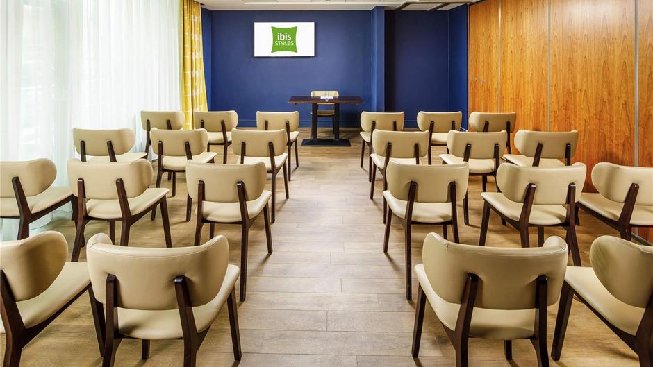 Ibis Styles Birmingham Centre Meeting