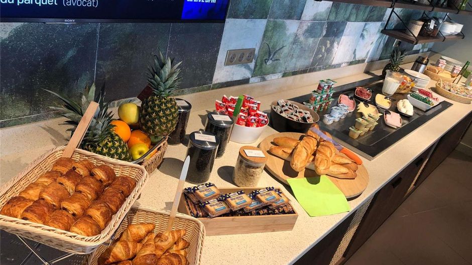 Ibis Styles Le Brezet Airport Restaurant