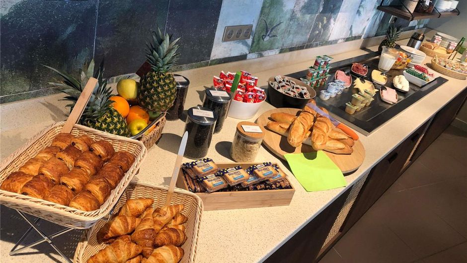 Ibis Styles Le Brezet Airport Restaurant