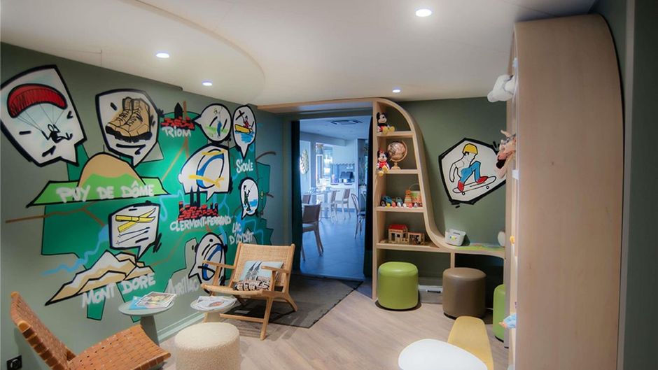 Ibis Styles Le Brezet Airport Exterior
