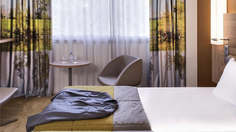 Mercure Macon Bord de Saone Room